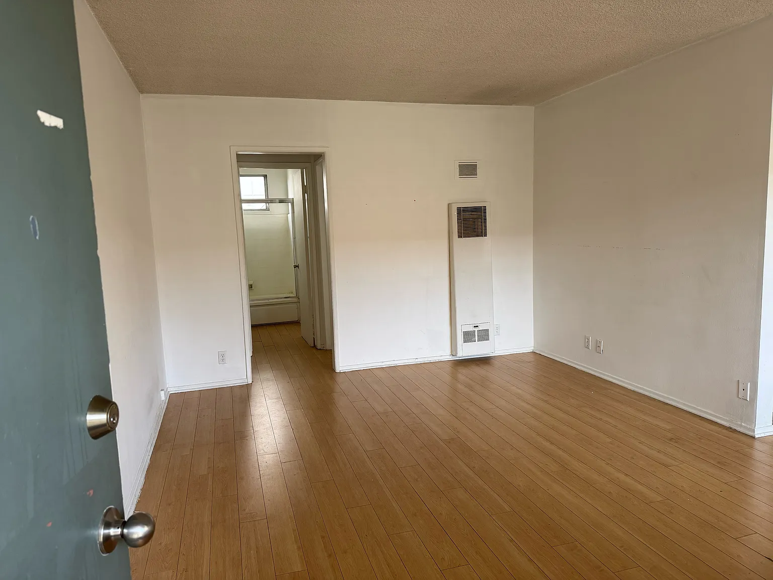 1507 Federal Ave — Photo 1