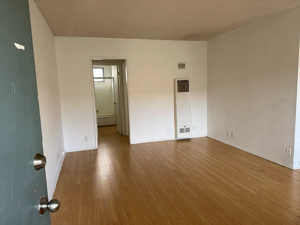 1507 Federal Ave #8