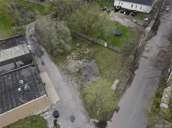 3426 Goldner St, Detroit, MI 48210