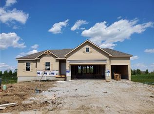 8104 SE Juniper Court, Blue Springs, MO 64014