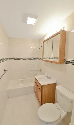 Rented by Peter Ashe | media 9