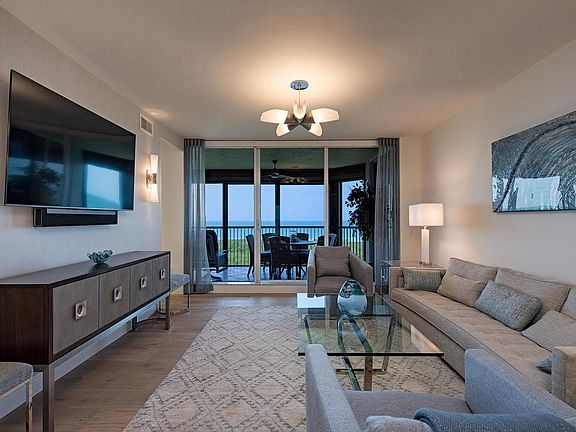 4th image of 7225 Pelican Bay Blvd Unit 1804