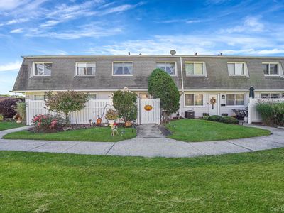 257 Storm Drive, Holtsville, NY, 11742