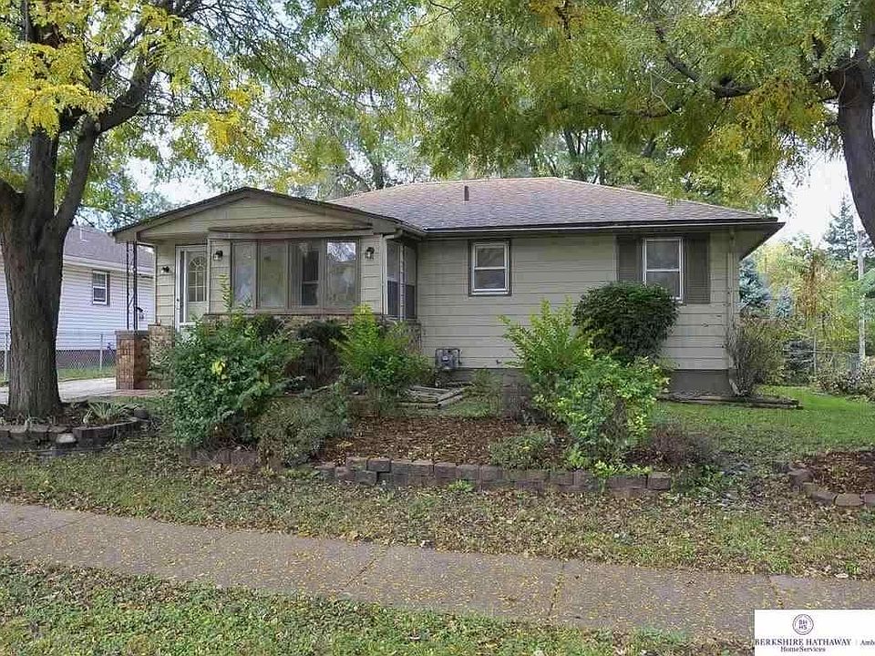 1st image of 6314 S 32nd St
