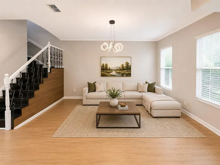 7714 Fairgrove Ave — Photo 5