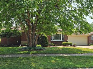 20830 Bon Brae St, Saint Clair Shores, MI 48081