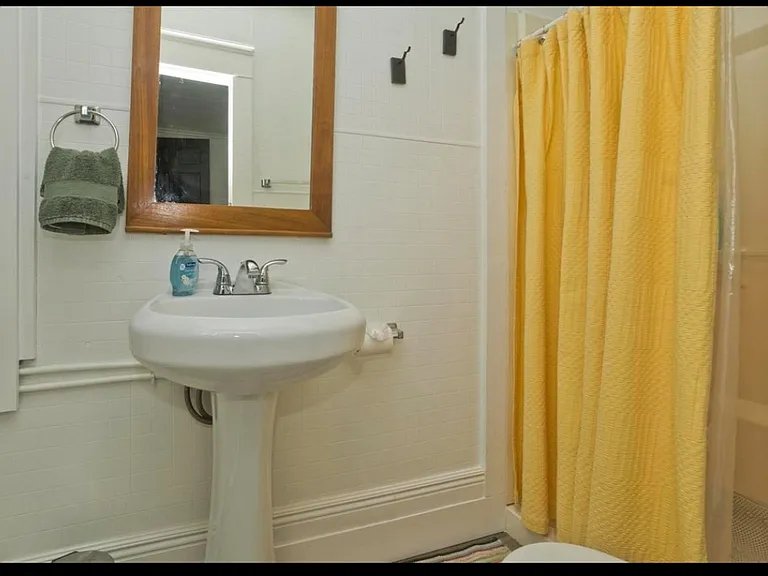 337 Newton St #2 — Photo 6