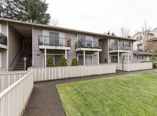 2529 SW Spring Garden St APT 8, Portland, OR 97219