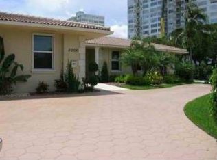 2000 NE 122nd Rd, North Miami, FL 33181