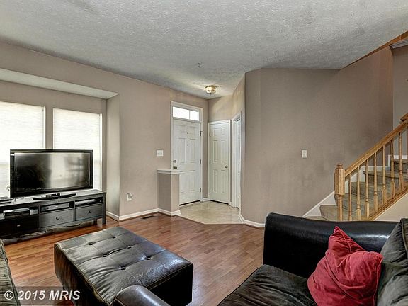 4th image of 2819 Settlers View Dr