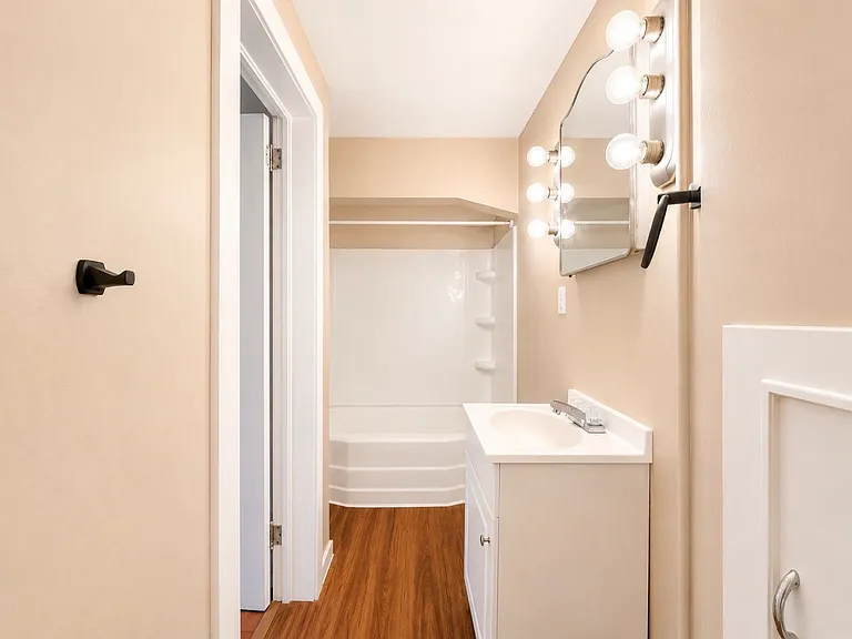 274 Chenango St #4 — Photo 9