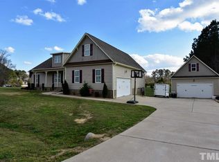 31 Julie Dr, Zebulon, NC 27597