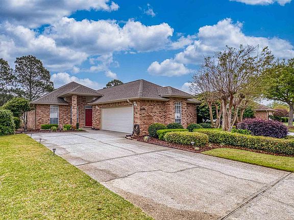 3rd image of 1456 Champions Green Dr