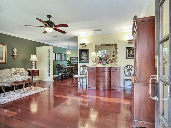 5th image of 204 Flamingo Dr