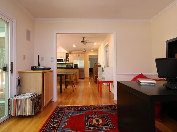5th image of 4006 Westfield Dr