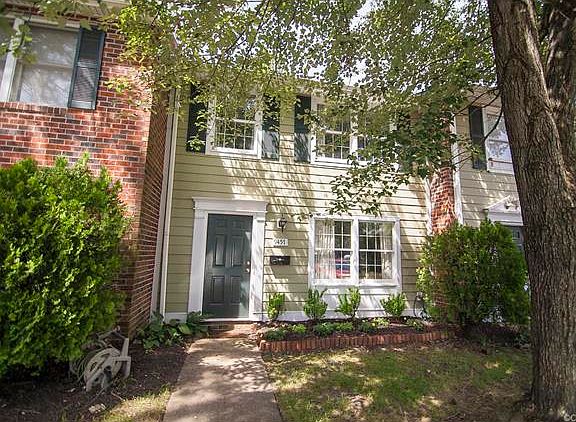 2nd image of 9457 Greenhill Ct #9457