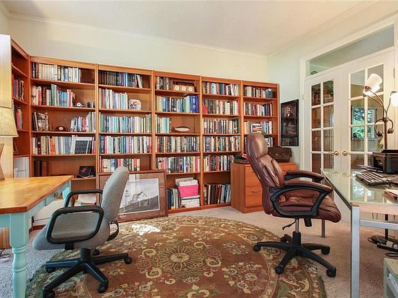 4th image of 10360 S Hollis Ln