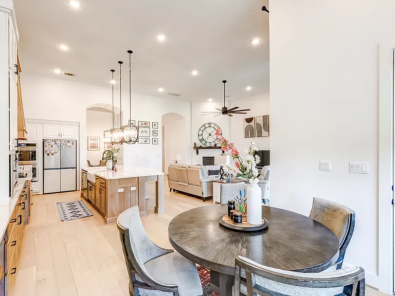 126 Little Stream Cv — Photo 14