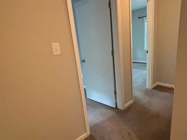 317 Gatewood Ln — Photo 18