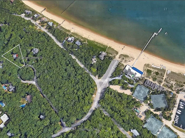 34 Devon Landing Dr — Photo 2