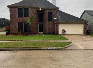 2938 Norwich St, Pearland, TX 77584