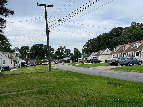 5th image of 213 Tareyton Ln