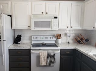 19030 North St, Omaha, NE 68135