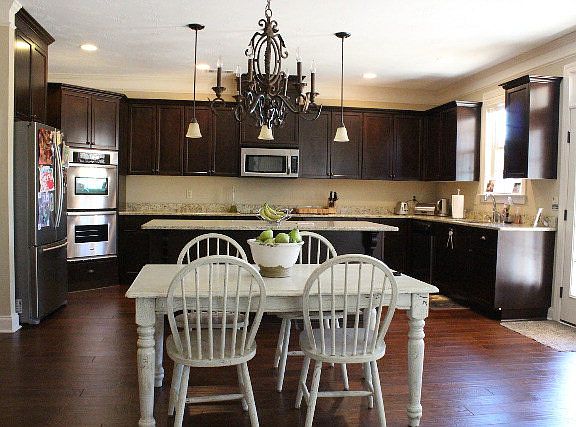 4th image of 2021 Huron Dr