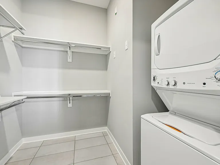 Midpoint East - In Unit Washer & Dryer