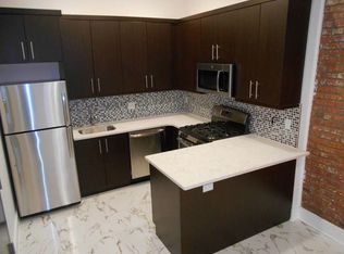 2575 22nd St APT 1F, Astoria, NY 11102