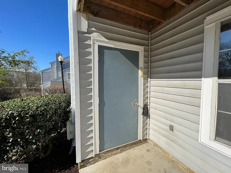 8720 Grasmere Ct #8720 — Photo 6