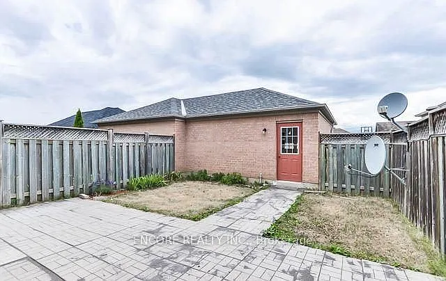 1006 Bur Oak Ave — Photo 18
