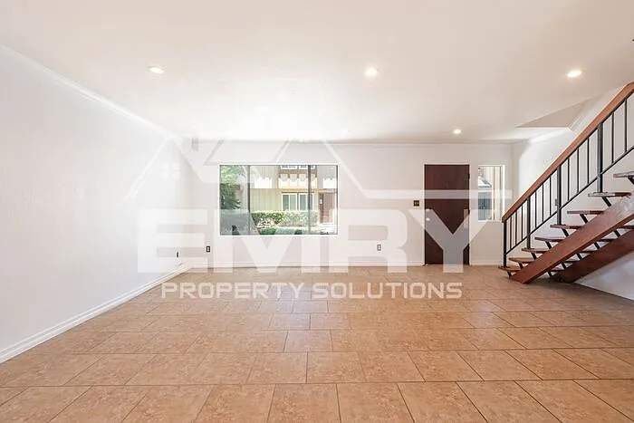 9781 Karmont Ave — Photo 5