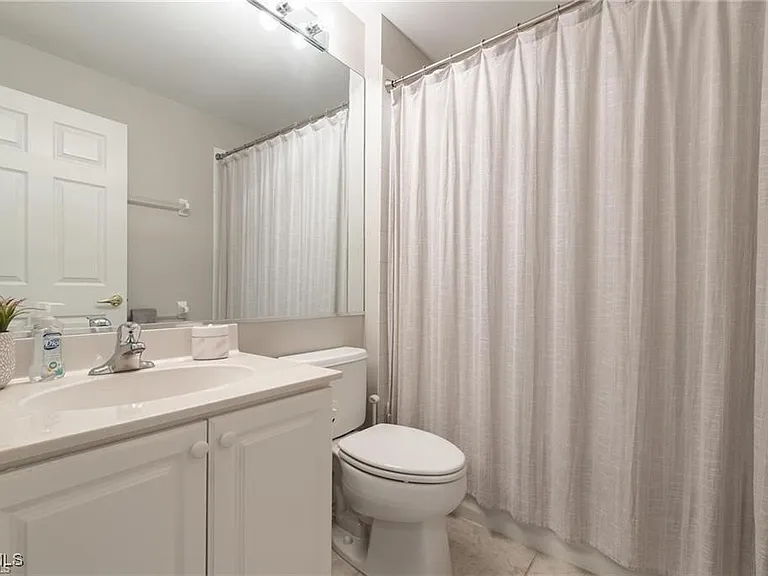 10074 Oakhurst Way — Photo 14