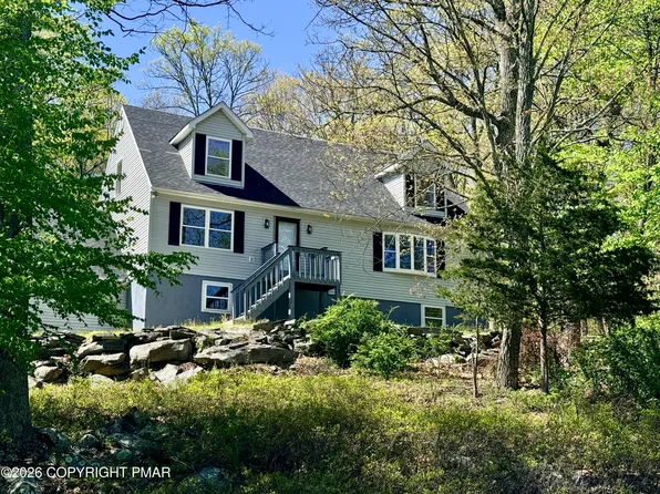 459 Pocono Blvd, Bushkill, PA 18324