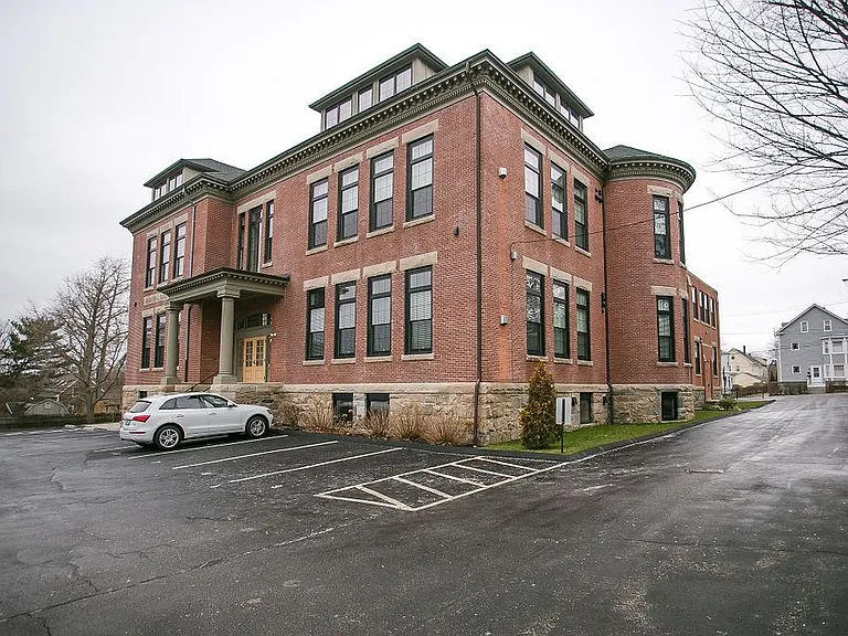 32 Carey St #1D — Photo 29