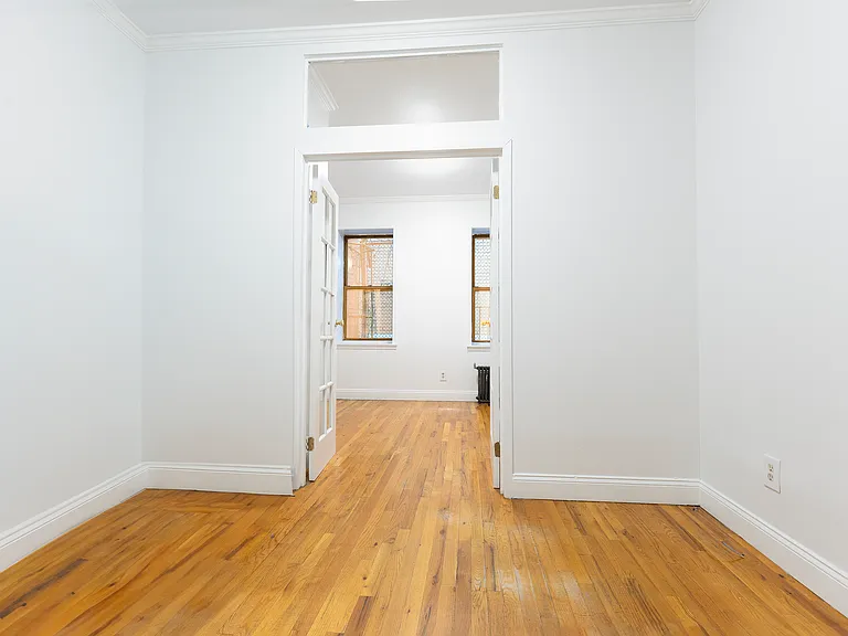 56 Pike St #1C — Photo 3
