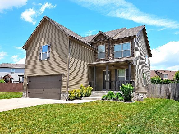 4th image of 3693 Fox Tail Dr