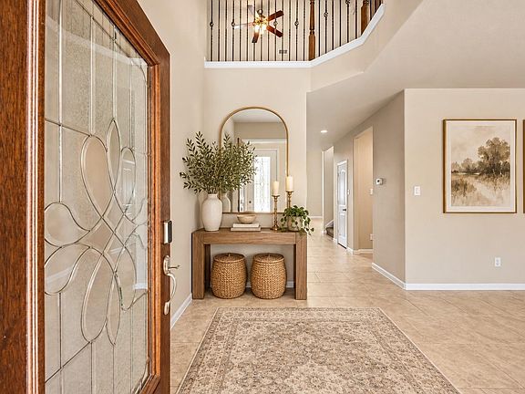 3rd image of 2719 Kaman Ln