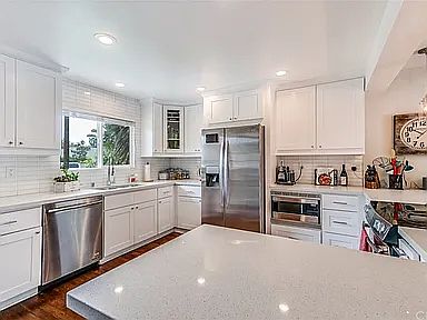 5th image of 267 Brentwood Pl