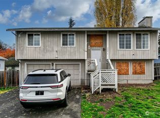20814 24th Ave S, Seattle, WA 98198