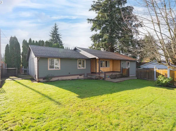 9908 NW 4th Ave, Vancouver, WA 98685