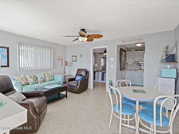 3rd image of 425 Harrison Ave APT 6-2
