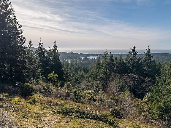 4th image of 42365 Hensley Hill Rd