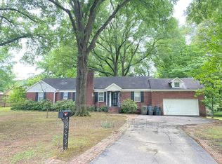 395 Saint Nick Dr, Memphis, TN 38117