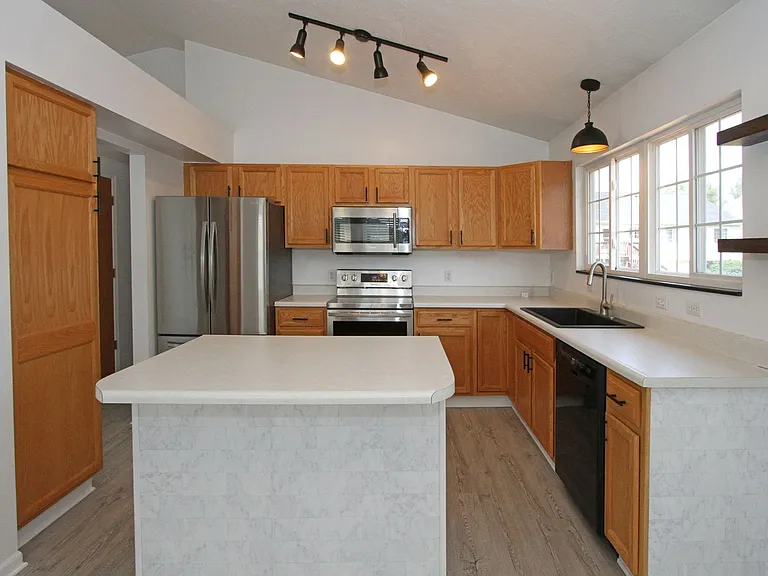 3540 W Garfield St — Photo 7
