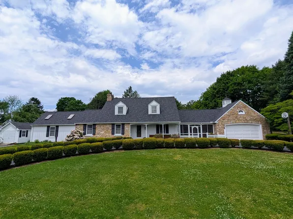 908 Hillcrest Ln, Lewisburg, PA 17837
