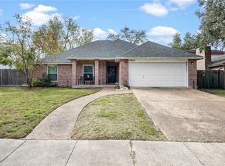 6934 Dundee Dr, Corpus Christi, TX 78413