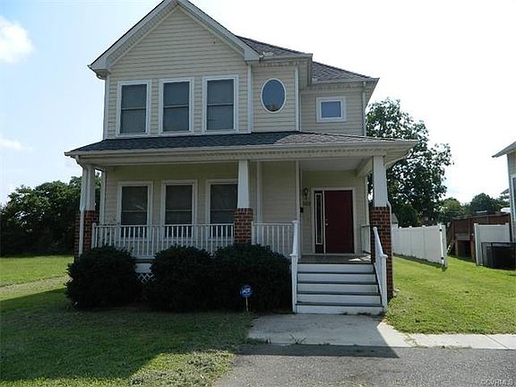 2nd image of 522 Van Buren Dr