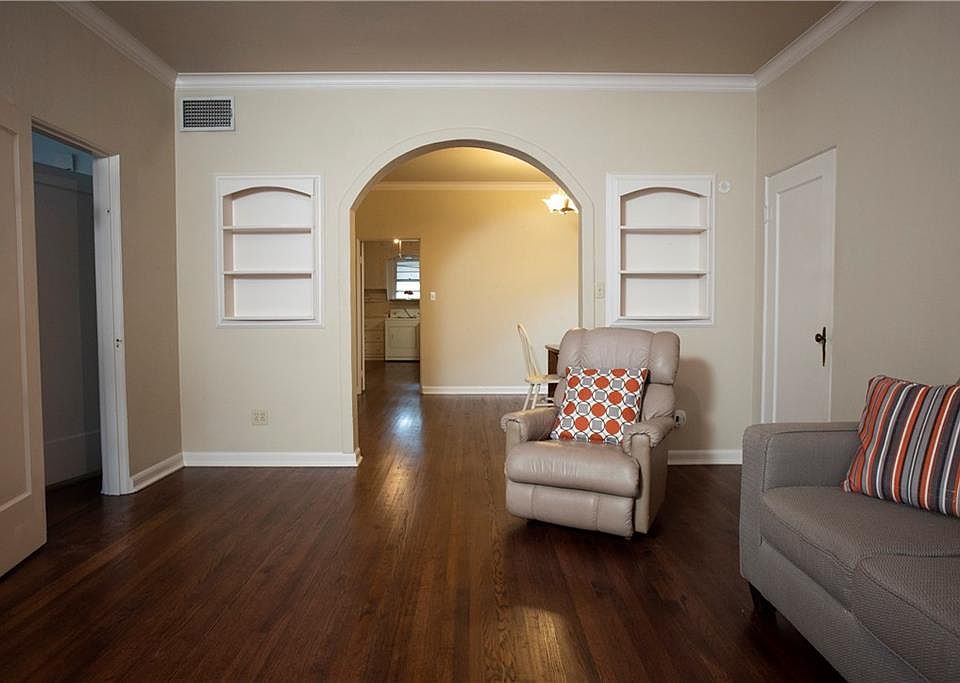 1st image of 3254 S University Dr